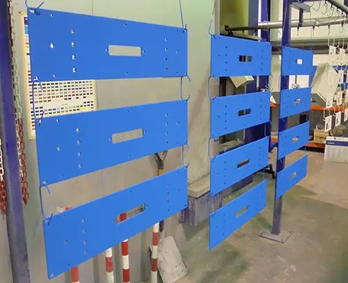 Glossy or matte textures available